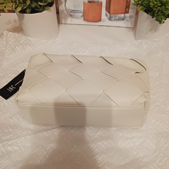 INC INTERNATIONAL CONCEPTSMichaelaa Woven Crossbody,In Bone - Picture 2 of 7